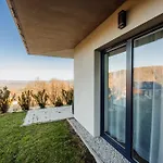 Summit 50s By Hillside Карпач