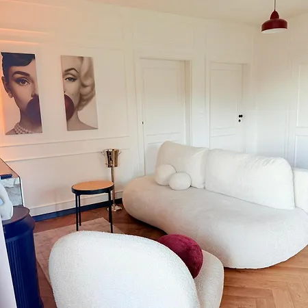 Summit 50s By Hillside Appartement *