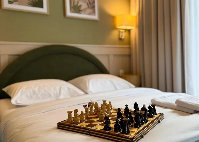 Summit 50s By Hillside *