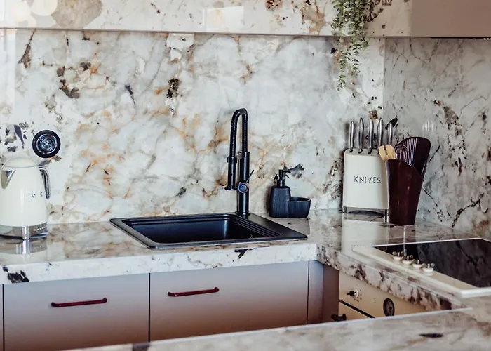 Summit 50s By Hillside Апартаменты